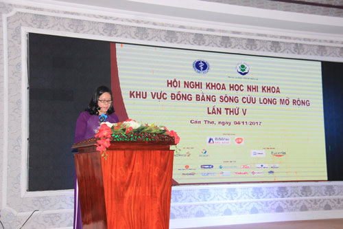 BS.CKII Bùi Thị Lệ Phi, Giám đốc Sở Y tế thành phố Cần Thơ phát biểu khai mạc tại hội nghị