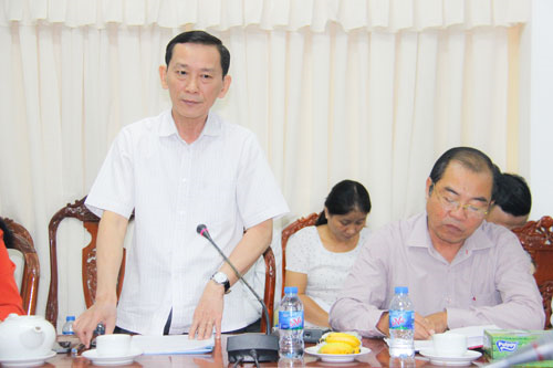 Ông Võ Thành Thống, Chủ tịch UBND thành phố phát biểu chỉ đạo tại hội nghị