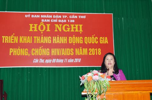 BS.CKII Bùi Thị Lệ Phi, Giám đốc Sở Y tế, Phó Ban Chỉ đạo 138 thành phố, phát biểu chỉ đạo.