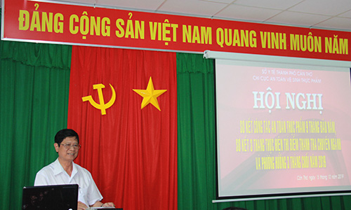 BS.CKI Huỳnh Văn Nhanh, Phó Giám đốc Sở Y tế phát biểu chỉ đạo