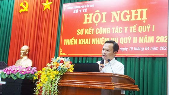 Ông Hoàng Quốc Cường, Giám đốc Sở Y tế phát biểu chỉ đạo hội nghị.