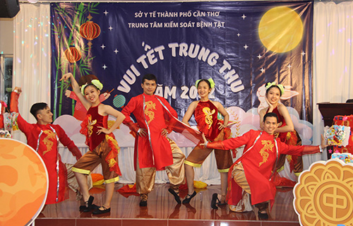 VUI TET TRUNG THU - 0004.jpg